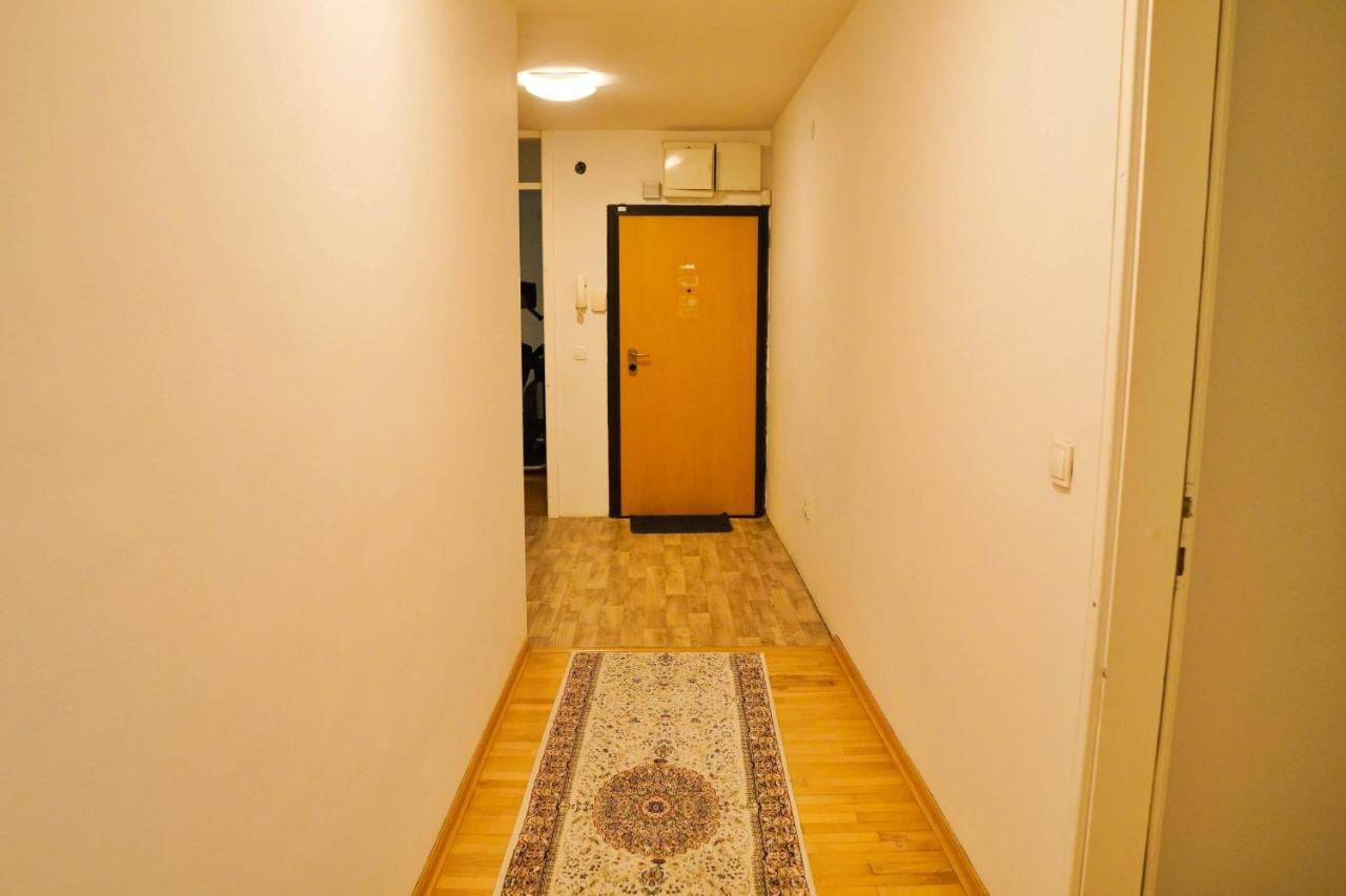City Center Grand Apartment - Three-Bedroom, Free Parking Saraievo Exterior foto
